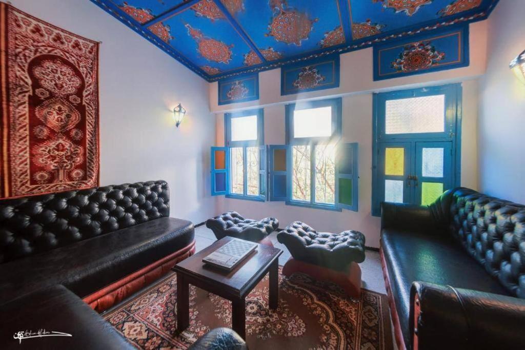 Dar Casa Plasa Grande เชฟชาอูน ภายนอก รูปภาพ